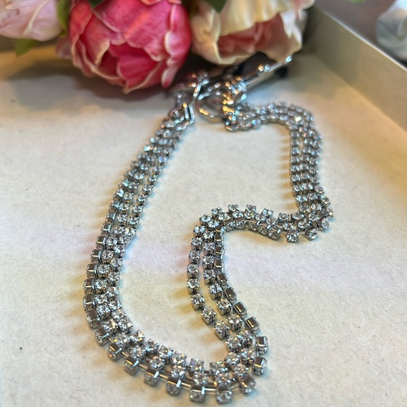 Cara New York Rhinestone Triple Strand Belt Chain New - Picture 1 of 5